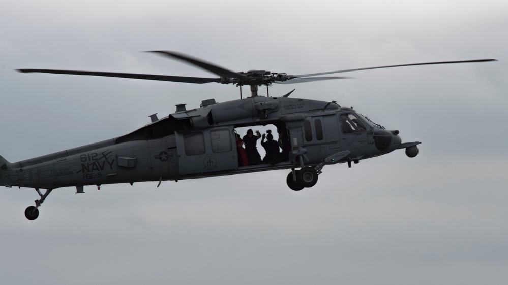 Visitors Watch Maryland Fleet Week Air Show