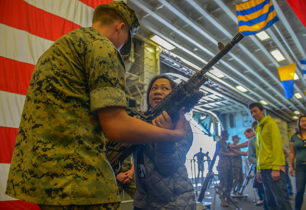 Marines Offer Tours Of USS Bonhomme Richard During San Francisco Fleet Week 2018