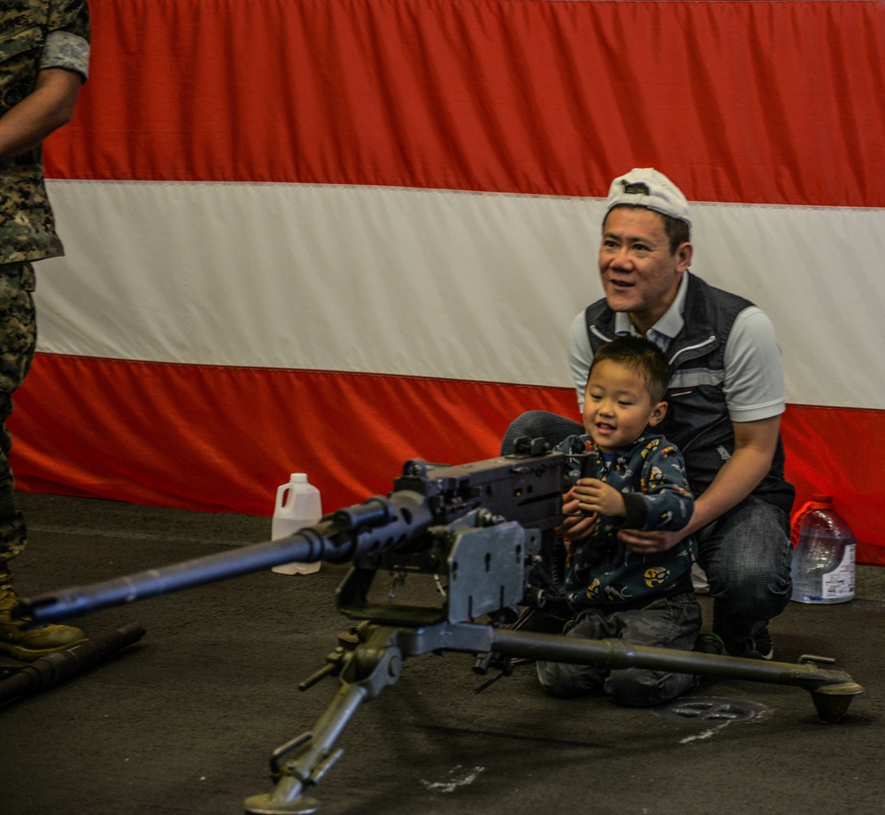 Marines Offer Tours Of USS Bonhomme Richard During San Francisco Fleet Week 2018