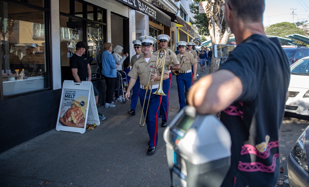 Fleet Week SF 18: 1st Mar Div Band