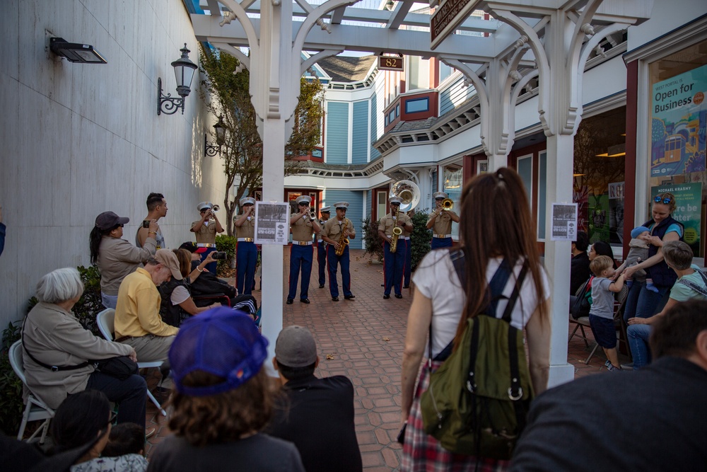 Fleet Week SF 18: 1st Mar Div Band
