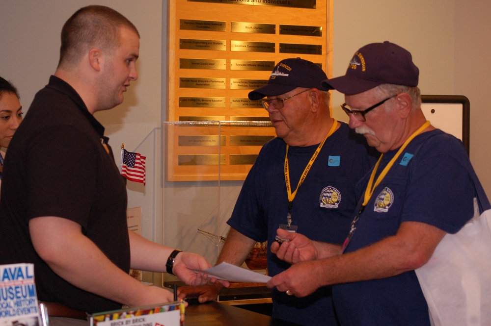 Vietnam Veterans visit naval museum