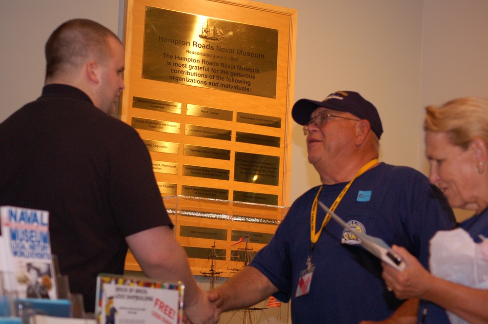 Vietnam Veterans visit naval museum