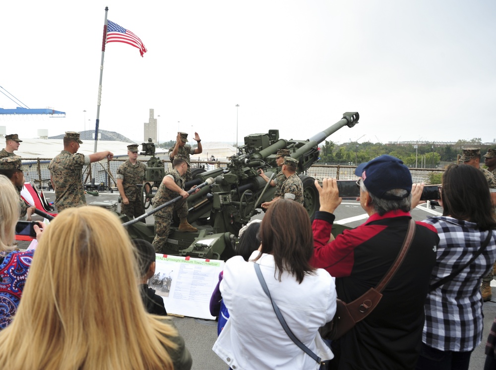 DVIDS Images USS Oak Hill Hosts Fleet Week Ship Tours [Image 4 of 4]