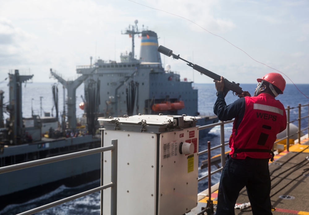 USS Iwo Jima recieves a resupply at sea