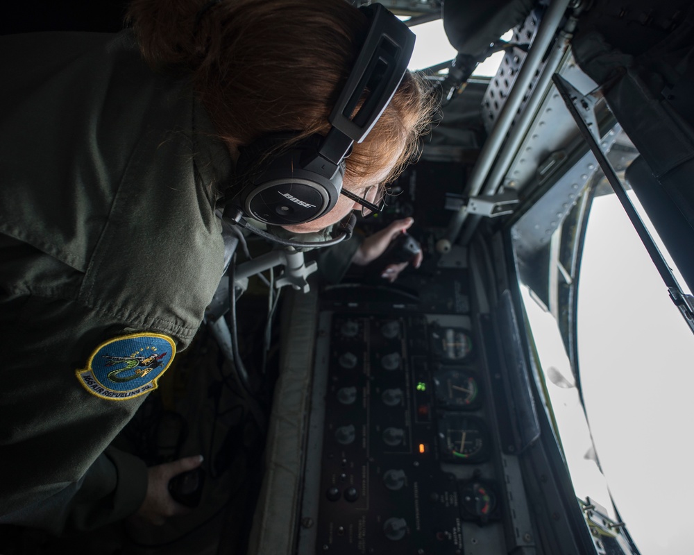 121st ARW refueling exercise