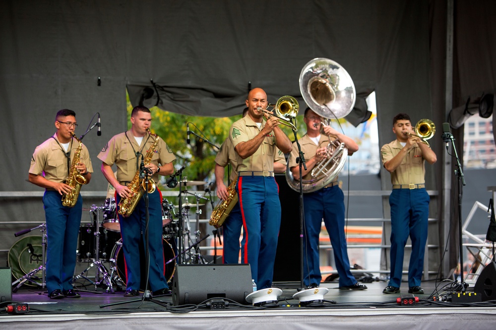 2d Marine Division Band performance