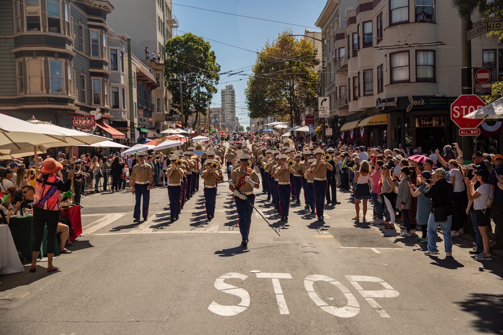 Fleet Week SF 18: Parade