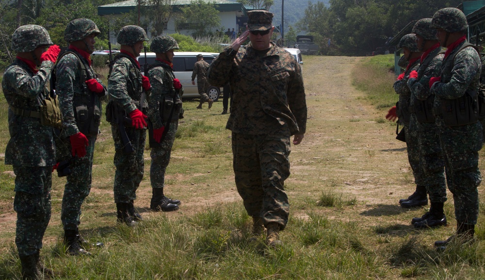 3D MEB Commanding General Tours Marine Barracks Gregorio Lim