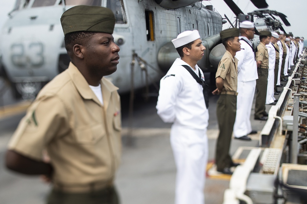 31st MEU Marines, Sailors depart Singapore, bid farewell to Lion City