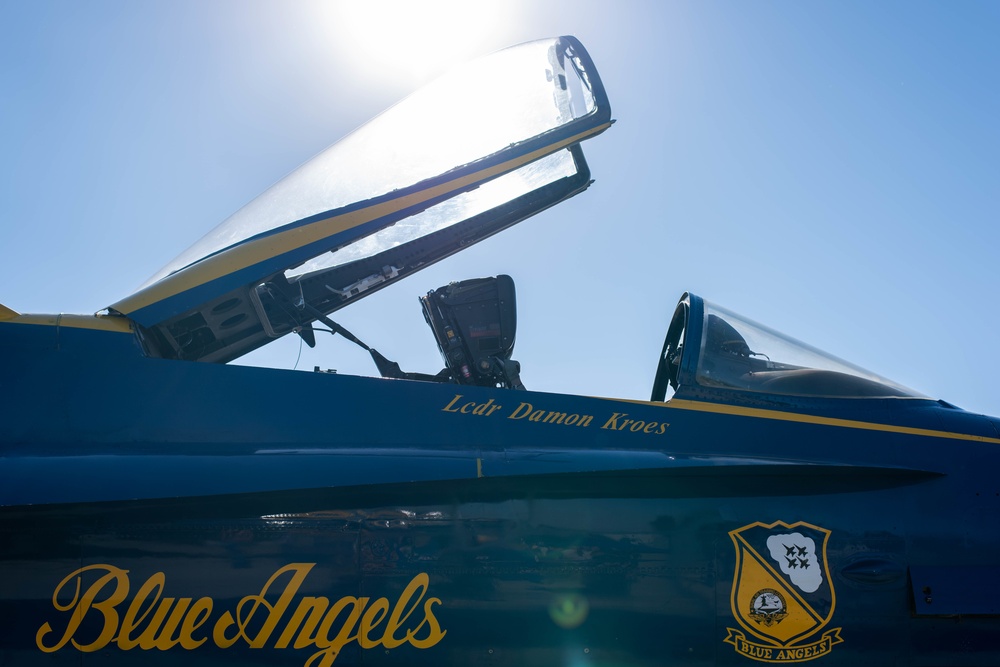 The Blue Angels &quot;Fat Albert&quot; performs at San Francisco Fleet Week 2018