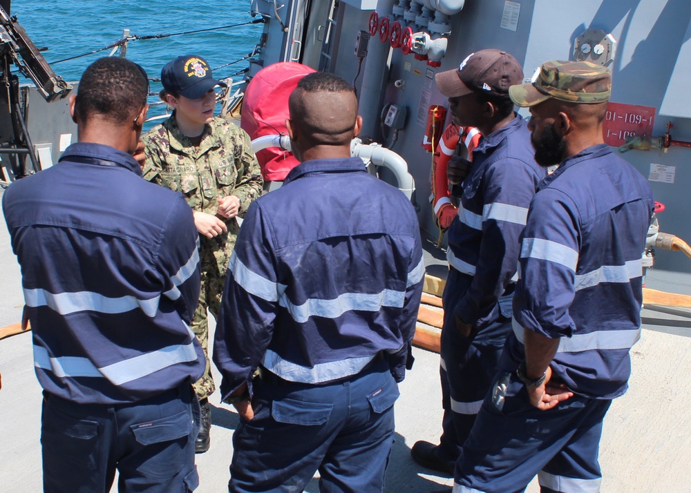 USS Michael Murphy, PNGDF Bilateral Demonstration