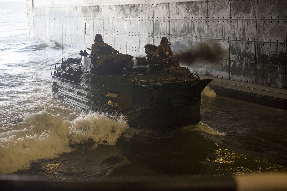 24 MEU AAV's conduct well deck operations aboard USS New York (LPD 21)