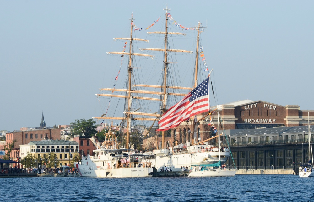 DVIDS Images Fleet Week Ships in Baltimore's Inner Harbor [Image 5