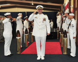 Guam’s HSC-25 Island Knights Welcome New Commanding Officer