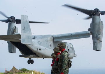 MV-22 Osprey takes off