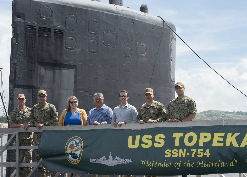 Congressional Staff Tour Submarine