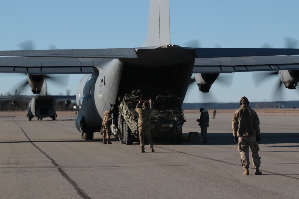 Hercules deliver Strykers for Arctic Anvil