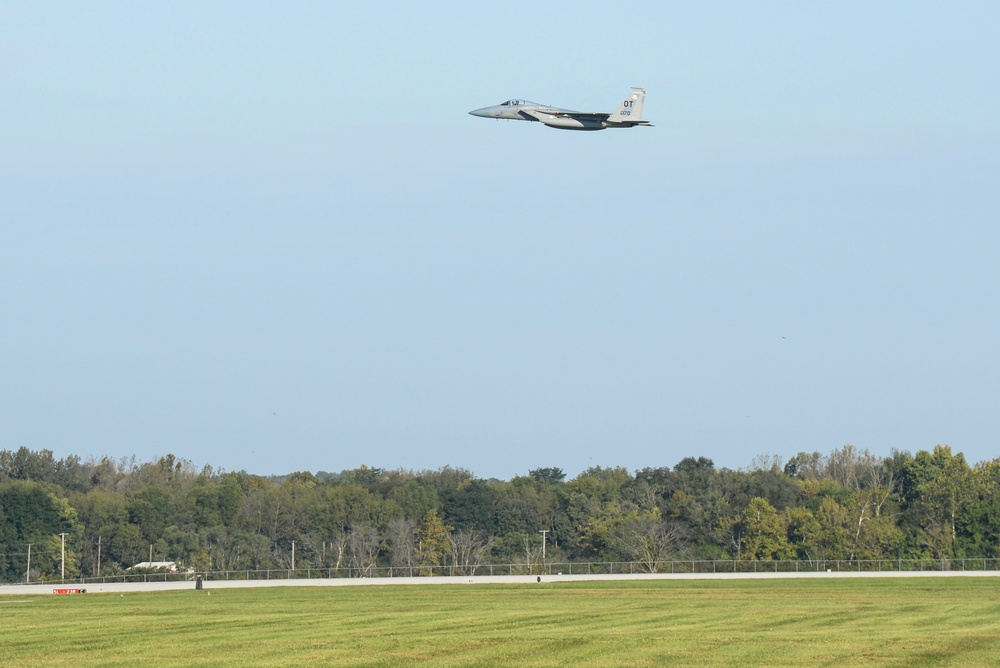 Aircraft Use Wright-Patterson AFB As Safe Haven