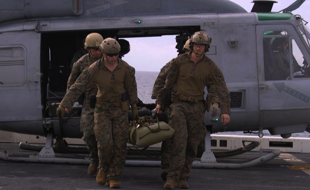 31st MEU recon Marines refine emergency evacuation capabilities aboard Green Bay