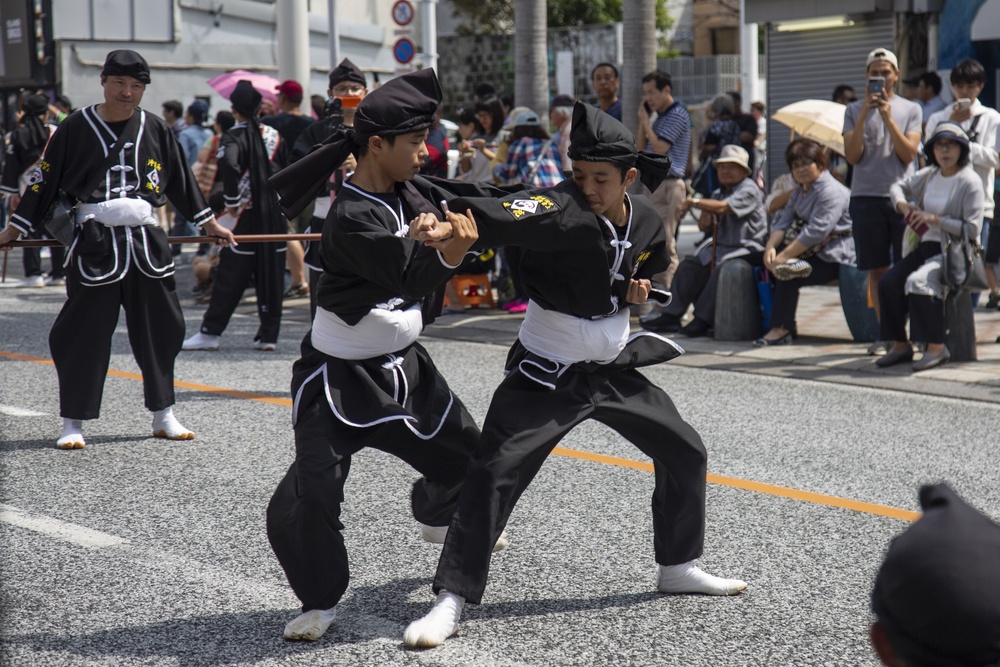 Naha Tug Of War 2018