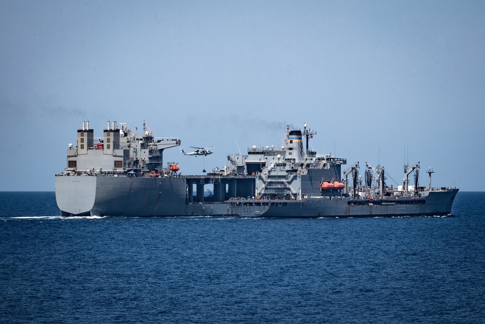 VERTREP with USNS Henry J. Kaiser and USS Lewis B. Puller