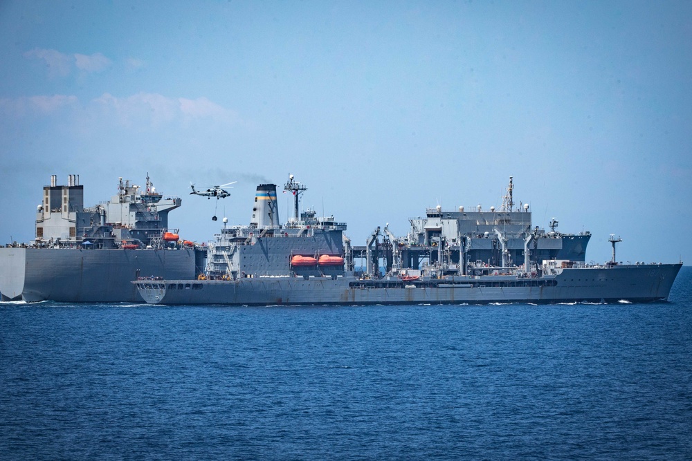 VERTREP with USNS Henry J. Kaiser and USS Lewis B. Puller