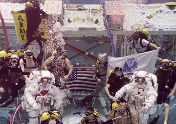 Army astronauts promoted while underwater