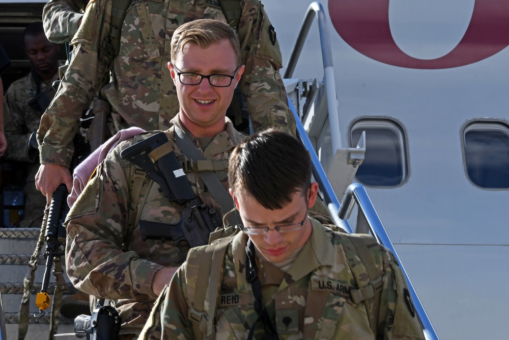 1-124 CAV Soldiers return home from overseas deployment