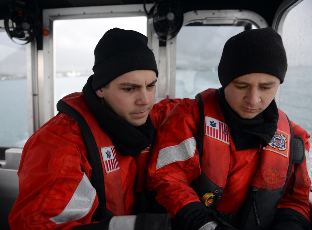 Coast Guard Station Valdez crew tests proficiency