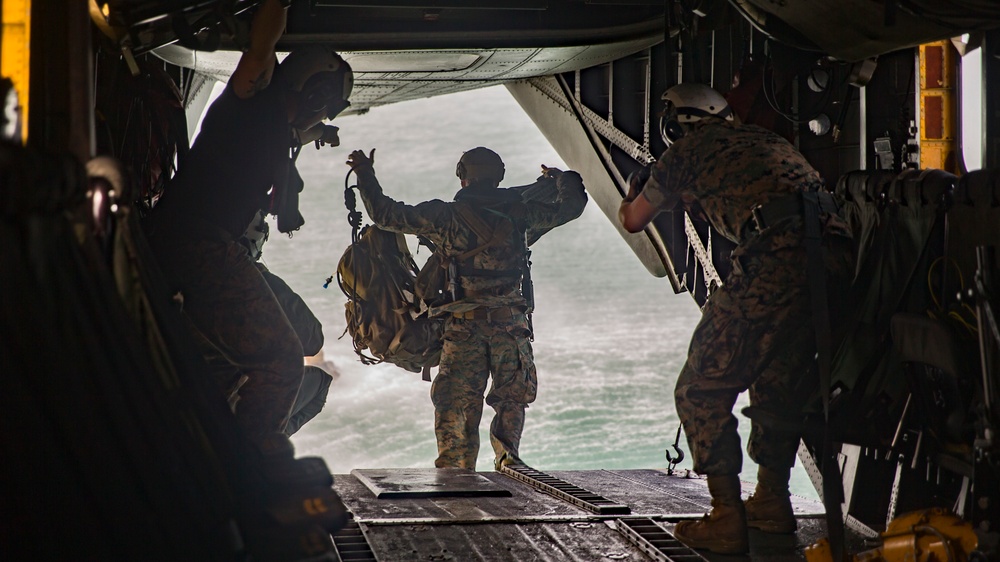 Pegasus supports Recon Team Leaders Course during Helocast operations