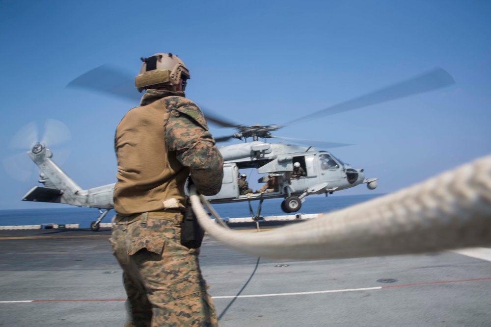 The 31st MEU’s ARP practice SPIE aboard the Wasp