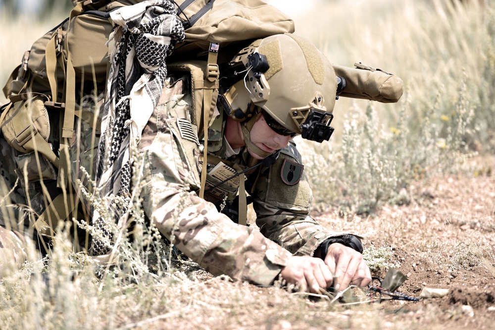 Wyo. Guard and 90th EOD team up for exercise