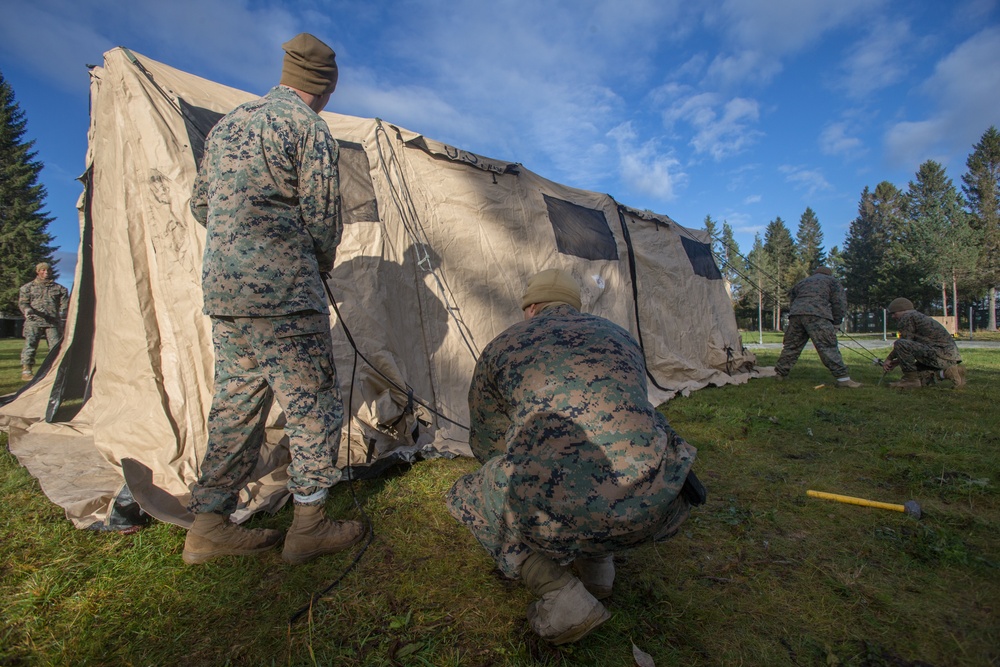 2nd MLG FWD Marines set up camp