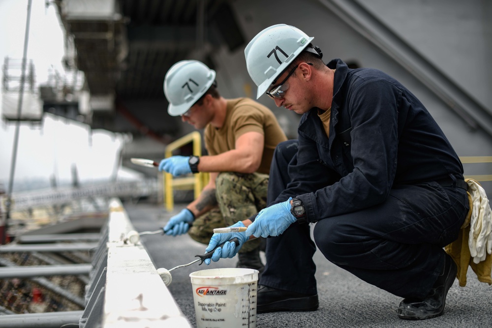 USS Theodore Roosevelt (CVN 71)