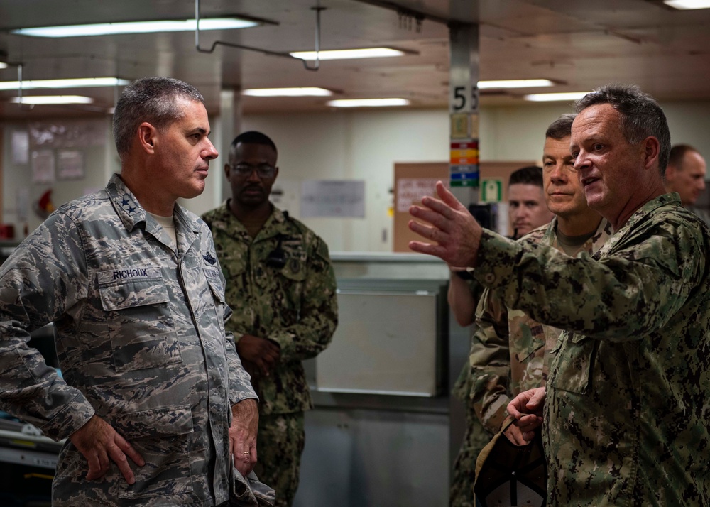 USAF Maj. Gen. Richoux Visits USNS Comfort