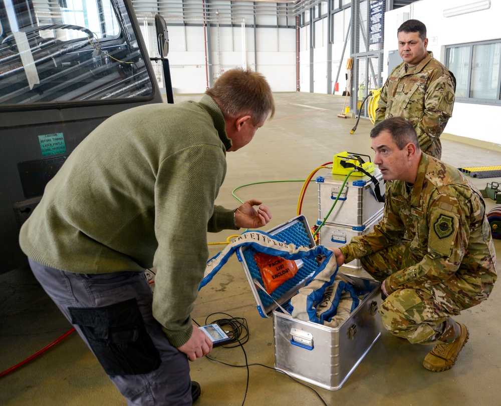 'World's Best Wing' command team tours 86th Maintenance Group