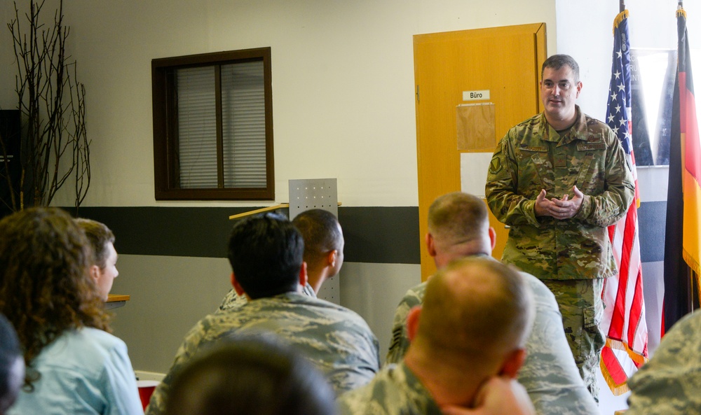 'World's Best Wing' command team tours 86th Maintenance Group