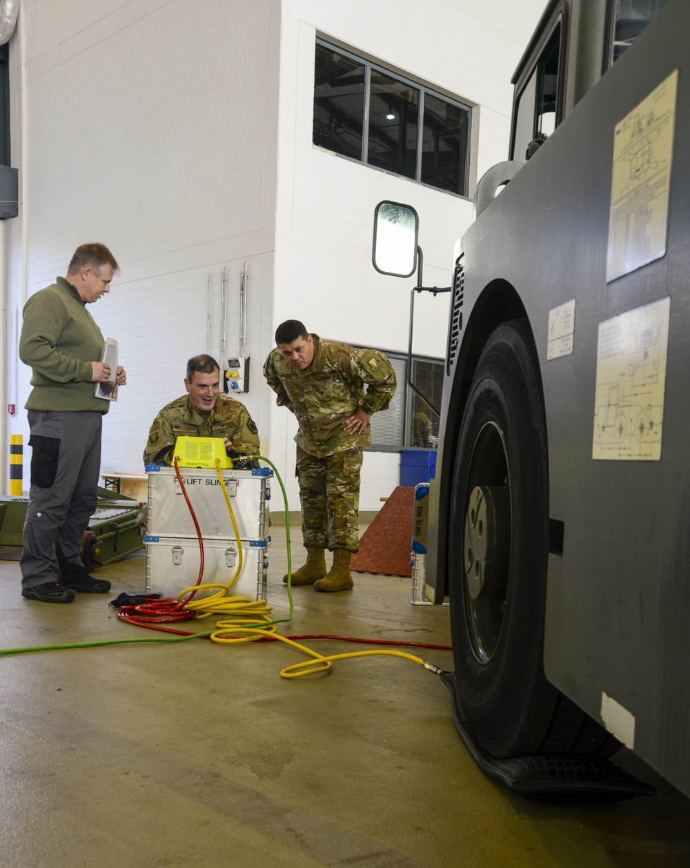 'World's Best Wing' command team tours 86th Maintenance Group