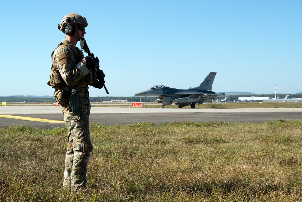 435th CRG demonstrates strike package support concept