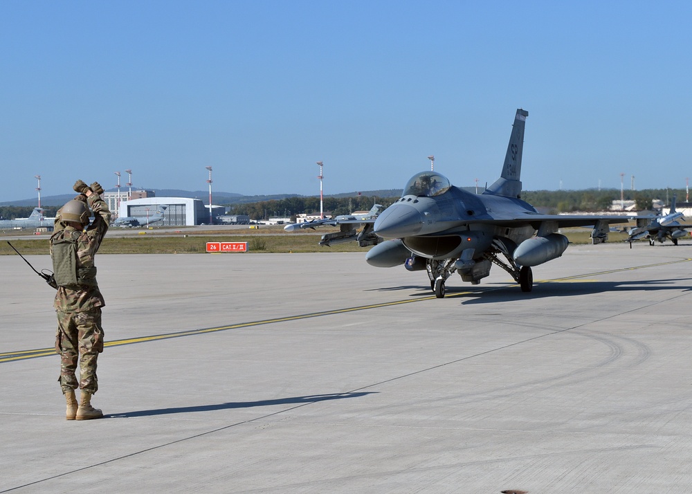 435th CRG demonstrates strike package support concept