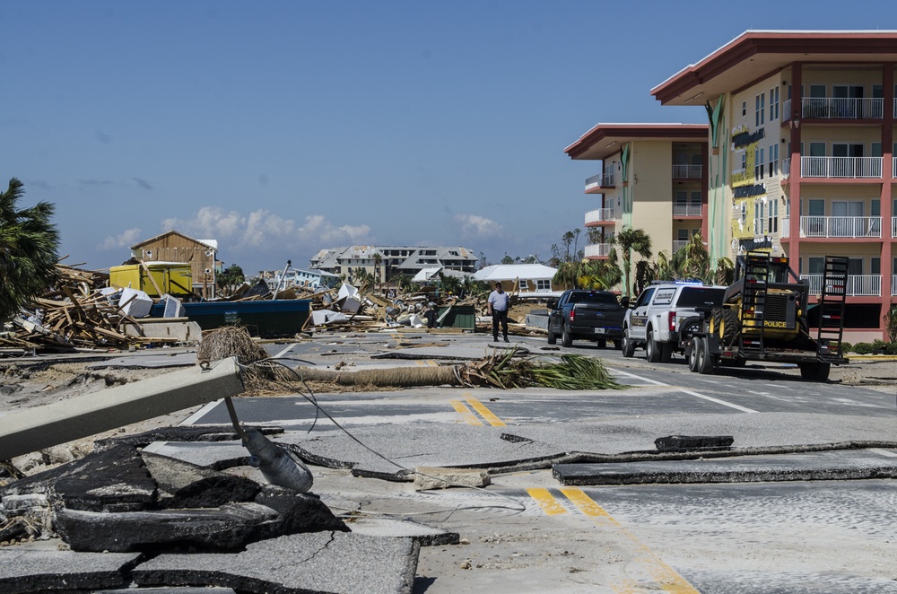 Florida National Guard 's CERF-P recon team survey damage in Mexico Beach