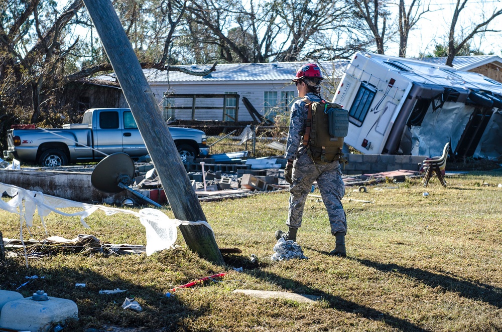 Florida National Guard 's CERF-P rescue teams search devastated neighborhoods in Gulf County
