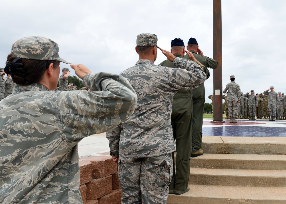 7th Bomb Wing holds retreat ceremony