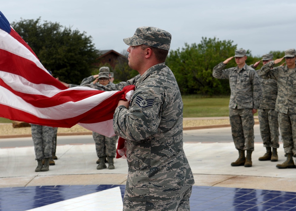 7th Bomb Wing holds retreat ceremony