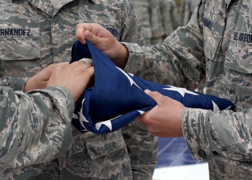 7th Bomb Wing holds retreat ceremony