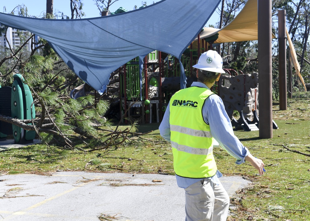 NAVFAC Southeast CERT assesses damage to NSA Panama City