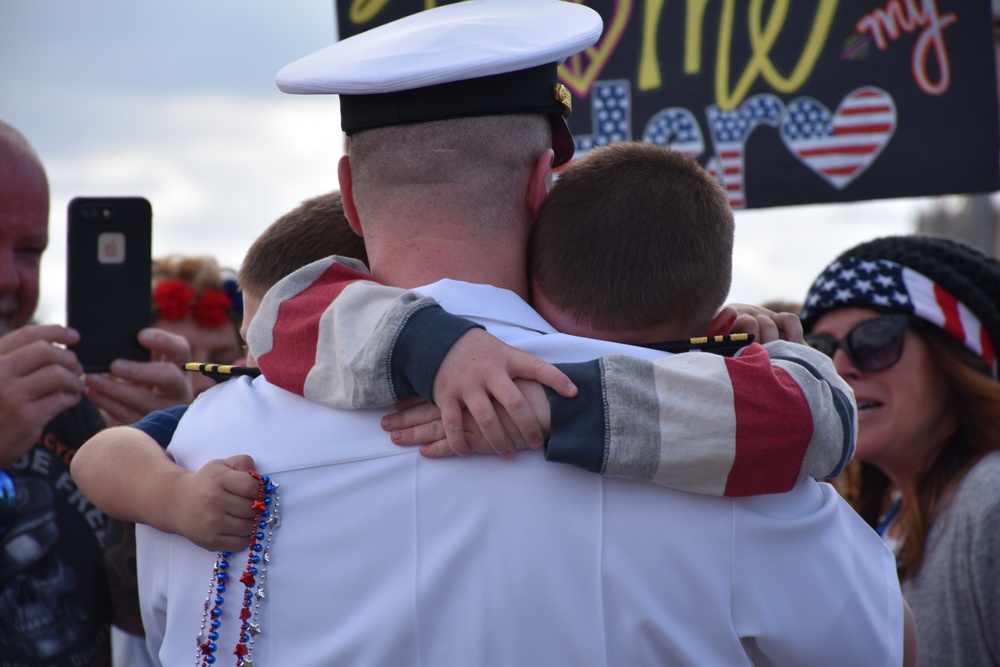 USS Newport News return from Deployment