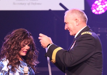 Entertainer Marie Osmond