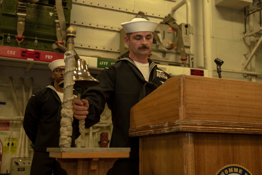 USS Bonhomme Richard Celebrates Navy Birhday Underway